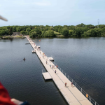Traversée flottante installée par Locaponton pour le Marathon de Nantes 2026 sur l’Erdre