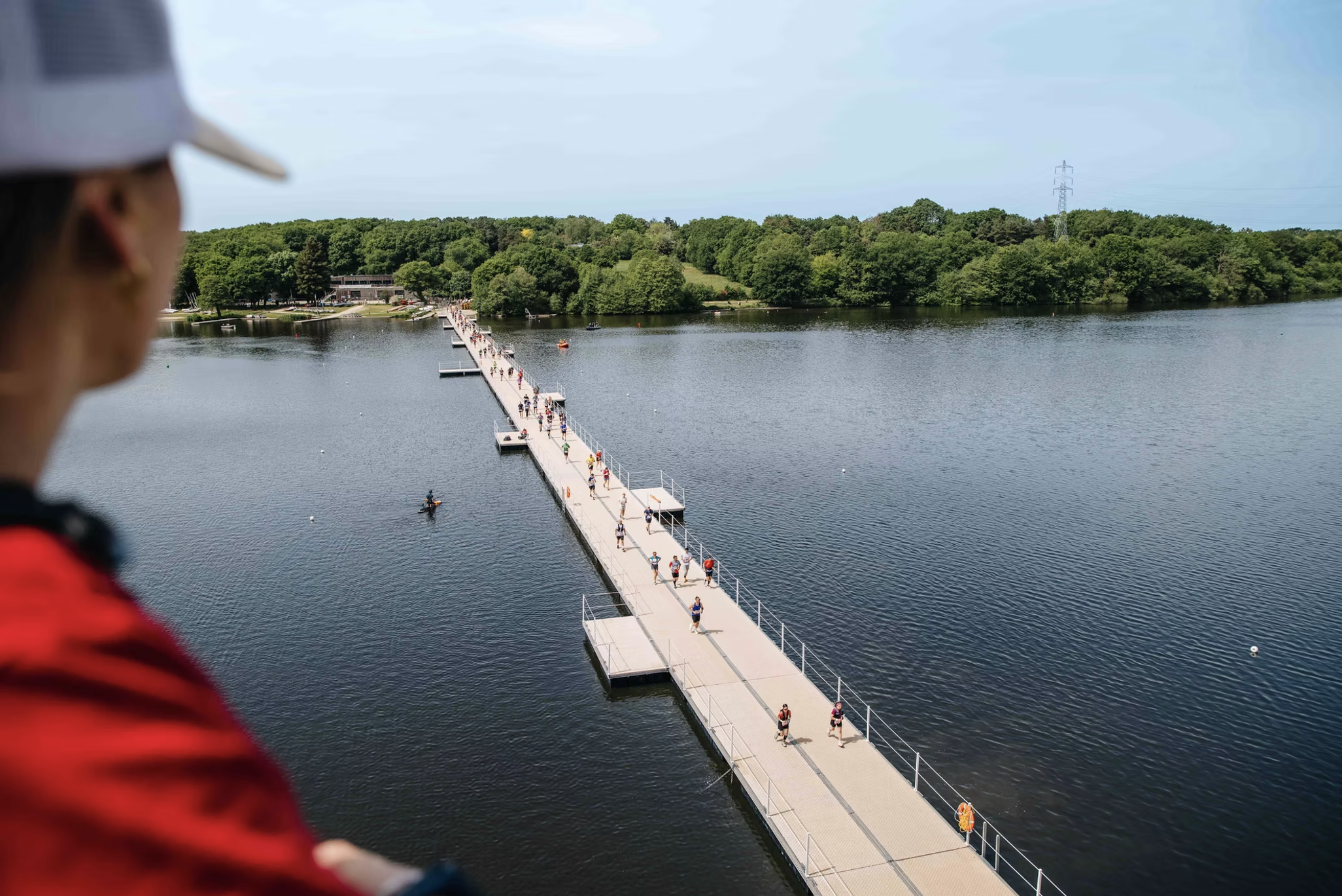 Traversée flottante installée par Locaponton pour le Marathon de Nantes 2026 sur l’Erdre